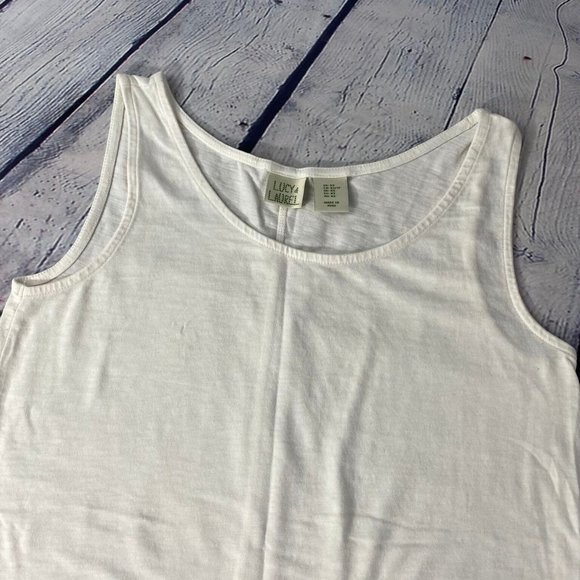 Lucy & Laurel Women Relaxed Tank Top Classic White - Picture 4 of 9